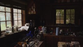 garage_med.jpg garage_med.jpg