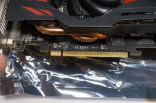 AMD Radeon R9 280X_3.jpg
