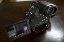 C100 Mark II package_6.jpg