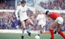 Glenn-Hoddle-takes-on-Dav-001.jpg Glenn-Hoddle-takes-on-Dav-001.jpg