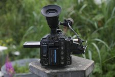 sony04.jpg sony04.jpg