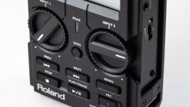 roland04.jpg